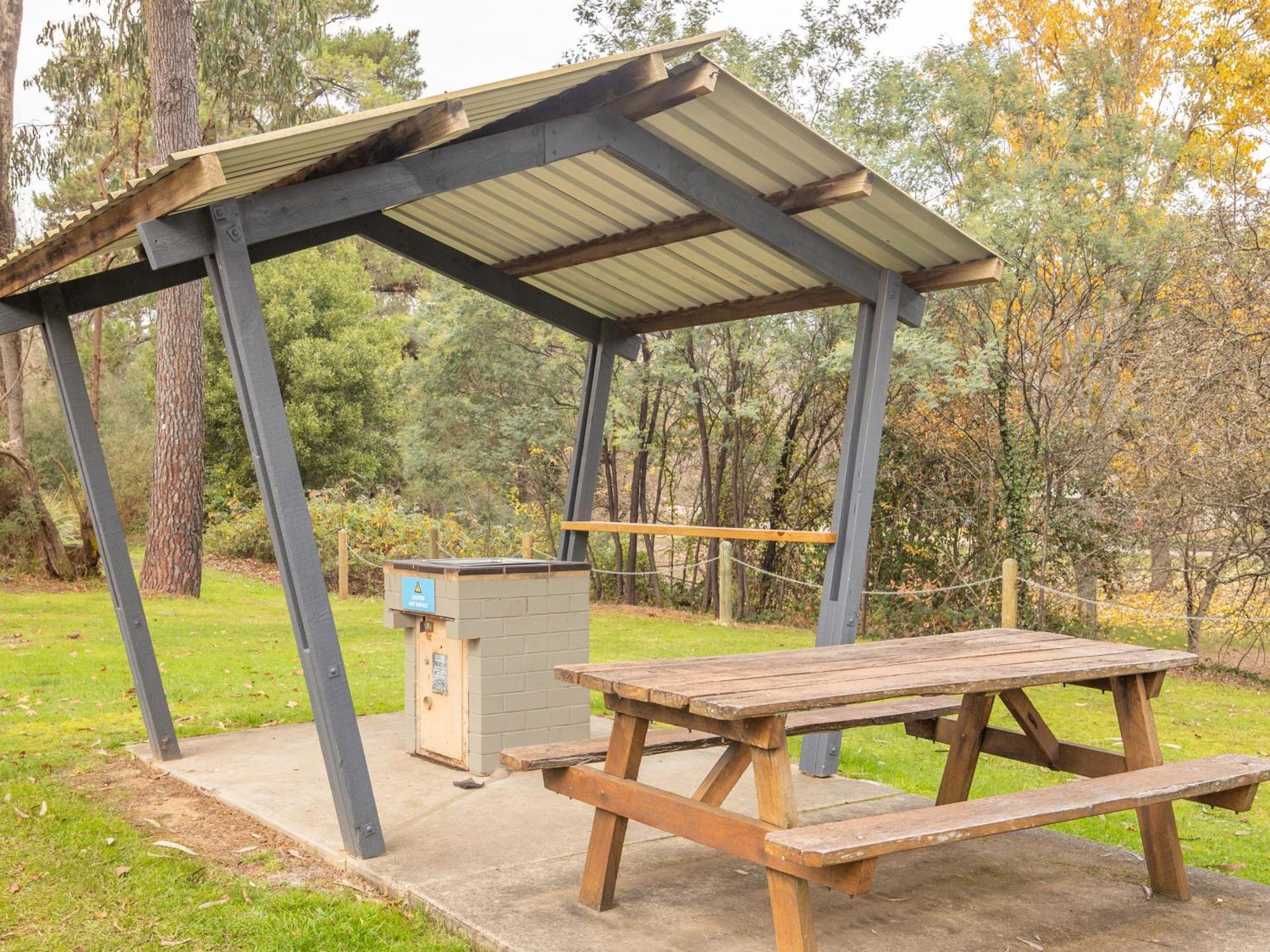Nrma Bright Holiday Park Exterior foto